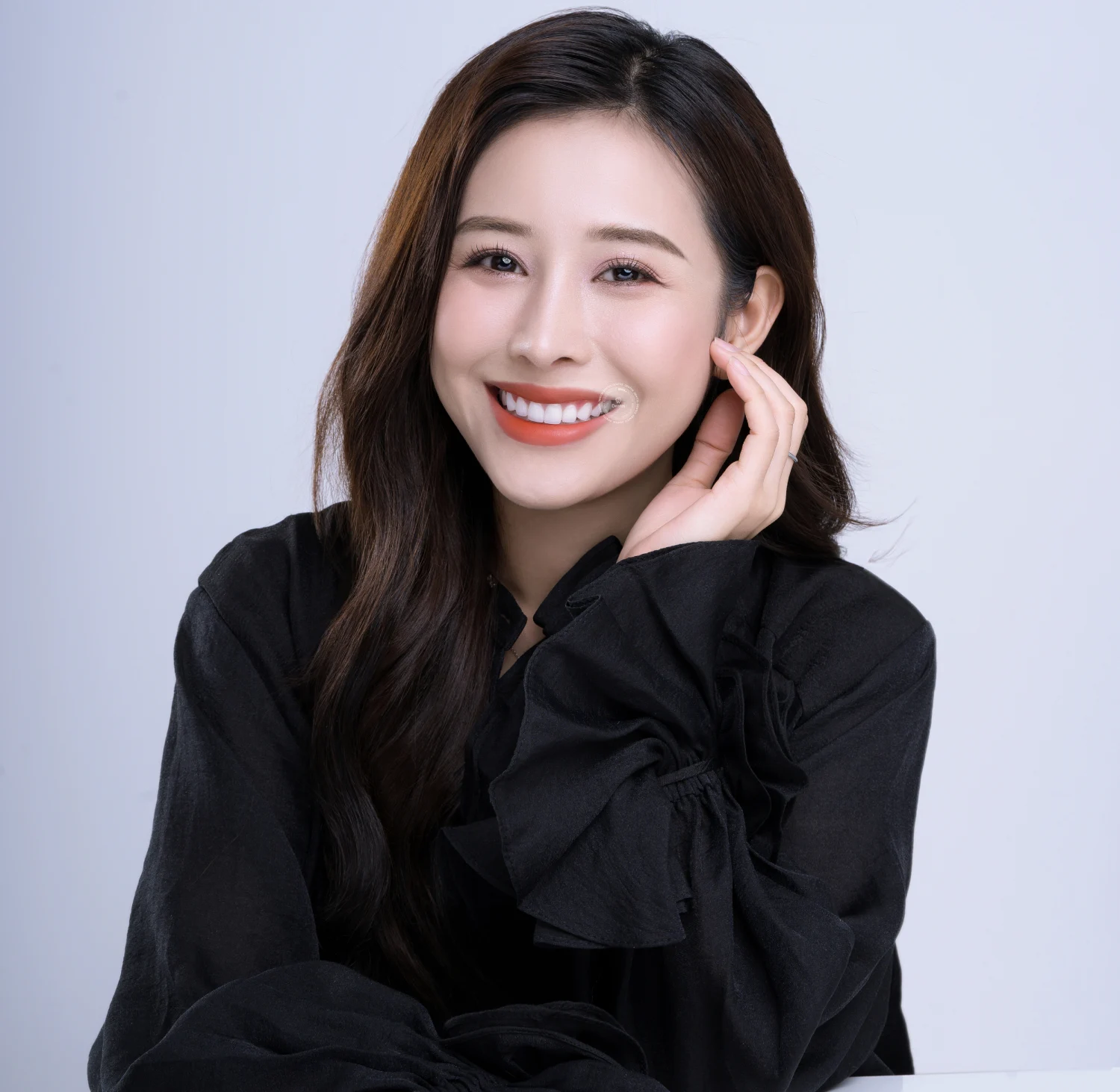 Chi phí tổng sẽ tỷ lệ thuận với số lượng răng bạn cần làm răng sứ